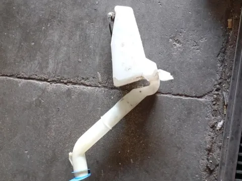 Δοχείο Υαλοκαθαριστήρων Με Μοτέρ για SEAT IBIZA (2002 - 2006) (6LZ) , (2006 - 2008) (6LZ)  Δοχείο Υαλοκαθαριστήρων Με Μοτέρ για SEAT IBIZA (2002 - 2006) (6LZ) , (2006 - 2008) (6LZ)