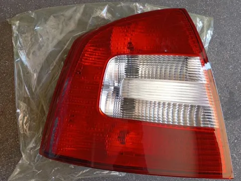 Φανάρι Πίσω Αριστερό για SKODA OCTAVIA (2008 - 2013) 5 (1Z3-5) Hatchback - 5dr  *ΚΑΙΝΟΥΡΓΙΟ ΙΜΙΤΑΣΙΟΝ*  Φανάρι Πίσω Αριστερό για SKODA OCTAVIA (2008 - 2013) 5 (1Z3-5) Hatchback - 5dr  *ΚΑΙΝΟΥΡΓΙΟ ΙΜΙΤΑΣΙΟΝ*