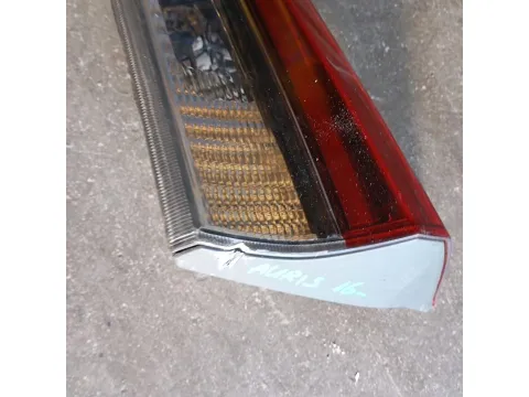 Φανάρι Πίσω Δεξί Καπού (Ελαττωματικό) για TOYOTA AURIS (2016 - ) Hatchback - 5dr  -  Φανάρι Πίσω Δεξί Καπού (Ελαττωματικό) για TOYOTA AURIS (2016 - ) Hatchback - 5dr  -