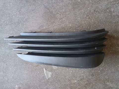 Δίχτυ Προφυλακτήρα Εμπρός Δεξιό για OPEL VECTRA (2005 - 2008) C  Δίχτυ Προφυλακτήρα Εμπρός Δεξιό για OPEL VECTRA (2005 - 2008) C