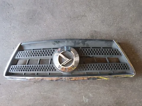 Μάσκα Σήμα - Έμβλημα Εμπρός για KIA SORENTO (2002 - 2007) (JC)  Μάσκα Σήμα - Έμβλημα Εμπρός για KIA SORENTO (2002 - 2007) (JC)