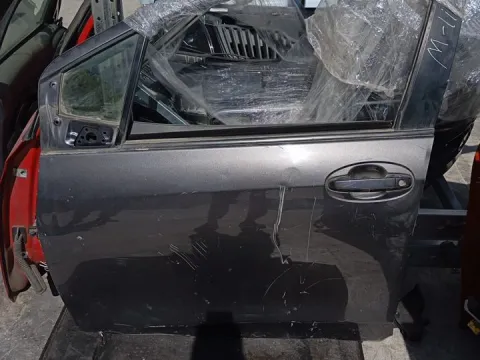 Πόρτα Εμπρός Αριστερή (Λίγο Χτυπημένη) για TOYOTA YARIS (2015 - 2017) *Ε* Πόρτα Εμπρός Αριστερή (Λίγο Χτυπημένη) για TOYOTA YARIS (2015 - 2017) *Ε*