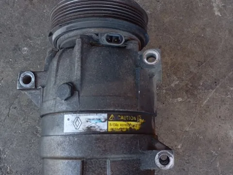 Συμπιεστής A-C (Κομπρέσορας) 7700105765 για OPEL VIVARO (2002 - 2006) 1900 (F9Q762) Diesel 80 DI  Συμπιεστής A-C (Κομπρέσορας) 7700105765 για OPEL VIVARO (2002 - 2006) 1900 (F9Q762) Diesel 80 DI