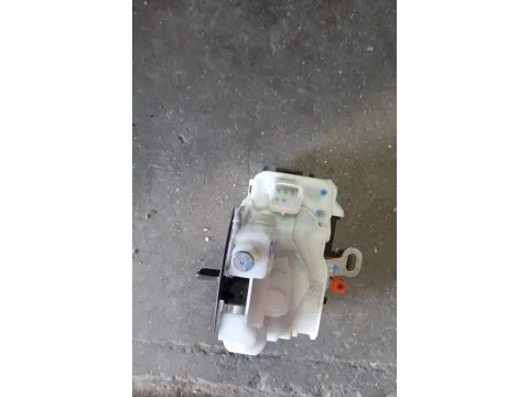 Ηλεκτρομαγνητική Κλειδαριά Πίσω Αριστερή 5pin για FIAT DOBLO (2010 - 2015) (152) MPV ΠΟΛΥΜΟΡΦΙΚΑ 5dr Combi  -  Ηλεκτρομαγνητική Κλειδαριά Πίσω Αριστερή 5pin για FIAT DOBLO (2010 - 2015) (152) MPV ΠΟΛΥΜΟΡΦΙΚΑ 5dr Combi  -