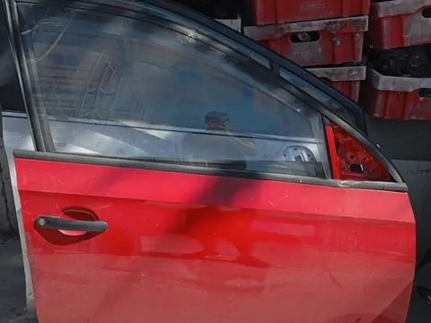 Πόρτα Εμπρός Δεξιά για SKODA RAPID (2012 - ) ( ) Sedan - 4dr *Ε* Πόρτα Εμπρός Δεξιά για SKODA RAPID (2012 - ) ( ) Sedan - 4dr *Ε*