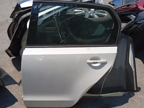 Πόρτα Πίσω Αριστερή για VW UP (2013 - 2015) *Ε* Πόρτα Πίσω Αριστερή για VW UP (2013 - 2015) *Ε*