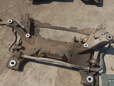 Γέφυρα Εμπρός Οριζόντια για PEUGEOT 407 (2004 - 2008) (6D_) *ΔΒ* Γέφυρα Εμπρός Οριζόντια για PEUGEOT 407 (2004 - 2008) (6D_) *ΔΒ*