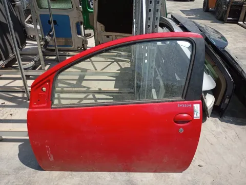 Πόρτα Αριστερή Δίπορτη για TOYOTA AYGO (2005 - 2009) (B10) Hatchback - 3dr , CITROEN C1 (2005 - 2008) (P) , PEUGEOT 107 (2006 - 2009) *Ε* Πόρτα Αριστερή Δίπορτη για TOYOTA AYGO (2005 - 2009) (B10) Hatchback - 3dr , CITROEN C1 (2005 - 2008) (P) , PEUGEOT 107 (2006 - 2009) *Ε*