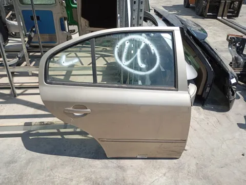 Πόρτα Πίσω Δεξιά για SKODA OCTAVIA (2000 - 2008) 4 (1U2-5) *Ε* Πόρτα Πίσω Δεξιά για SKODA OCTAVIA (2000 - 2008) 4 (1U2-5) *Ε*