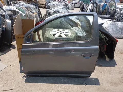Πόρτα Αριστερή Δίπορτη για TOYOTA YARIS (1999 - 2002) (XP10) Hatchback - 3dr , (2003 - 2005) (XP10) *Ε* Πόρτα Αριστερή Δίπορτη για TOYOTA YARIS (1999 - 2002) (XP10) Hatchback - 3dr , (2003 - 2005) (XP10) *Ε*