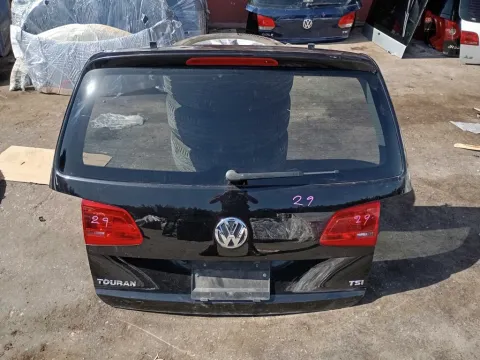 Πορτ-Μπαγκάζ για VW TOURAN (2011 - 2015) ()  Πορτ-Μπαγκάζ για VW TOURAN (2011 - 2015) ()