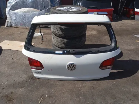 Πορτ-Μπαγκάζ Χωρίs Τζάμι για VW GOLF (2009 - 2013) Mk6 (5K1) GTI Πορτ-Μπαγκάζ Χωρίs Τζάμι για VW GOLF (2009 - 2013) Mk6 (5K1) GTI