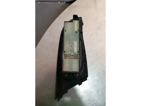 Διακόπτης Παραθύρων Κεντρικός Αριστερής 4πλός 15pin για NISSAN ALMERA (2000 - 2002) (N16) Hatchback - 3dr , Hatchback - 5dr  - 