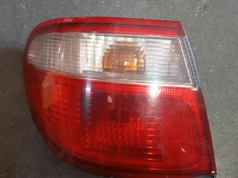 Φανάρι Πίσω Αριστερό Ελαττωματικό   για NISSAN ALMERA (2000 - 2002) (N16) Sedan - 4dr , (2002 - 2006) (N16)  Φανάρι Πίσω Αριστερό Ελαττωματικό   για NISSAN ALMERA (2000 - 2002) (N16) Sedan - 4dr , (2002 - 2006) (N16)