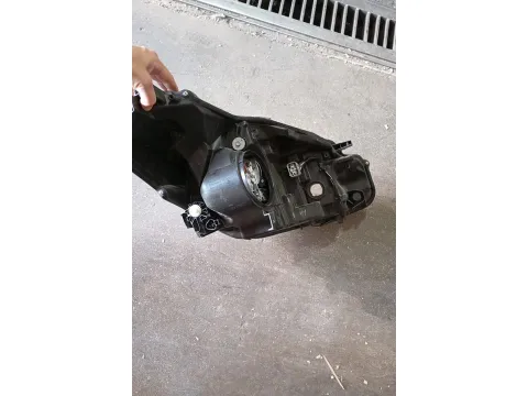 Φανάρι Εμπρός Αριστερό Σπασμένες Βάσεις  για TOYOTA YARIS (2012 - 2014) ( ) Hatchback - 5dr Hybrid  - 