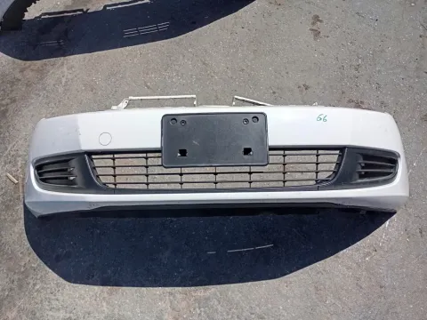 Προφυλακτήρας Εμπρός Ελαττωματικός για VW GOLF (2009 - 2013) Mk6 (5K1)  Προφυλακτήρας Εμπρός Ελαττωματικός για VW GOLF (2009 - 2013) Mk6 (5K1)