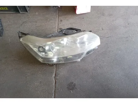 Φανάρι Εμπρός Δεξί Ελαττωματικη Βάση  για CITROEN C5 (2008 - 2012)  Φανάρι Εμπρός Δεξί Ελαττωματικη Βάση  για CITROEN C5 (2008 - 2012)