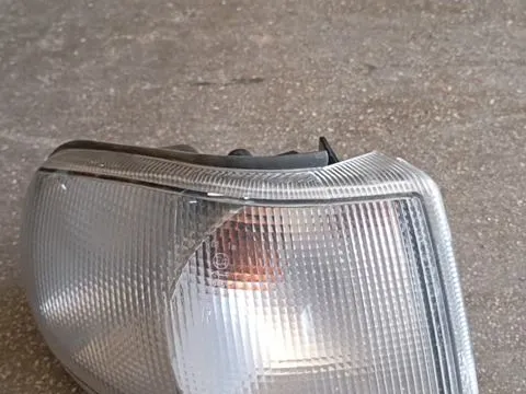 Φλας Εμπρός Δεξιό Ελαττωματικό  για SAAB 9000 (1991 - 1994) (CS) Liftback - 5dr  Φλας Εμπρός Δεξιό Ελαττωματικό  για SAAB 9000 (1991 - 1994) (CS) Liftback - 5dr