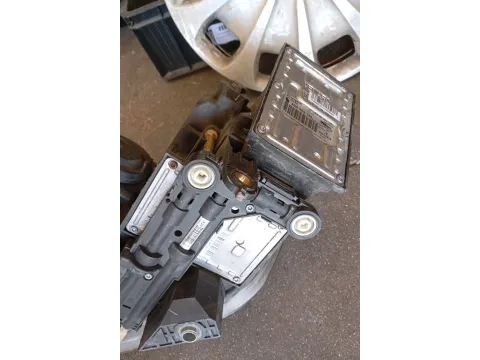Φανάρι Εμπρός Δεξί XENON  για VW PHAETON (2002 - 2010) Sedan - 4dr  -  Φανάρι Εμπρός Δεξί XENON  για VW PHAETON (2002 - 2010) Sedan - 4dr  -
