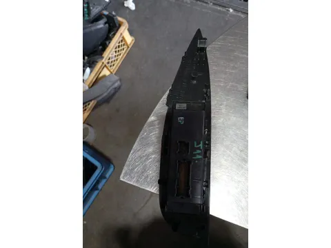 Διακόπτης Παραθύρων Κεντρικός Αριστερής 3+16pin για NISSAN QASHQAI (2014 - 2017) ( J11 ) SUV - ΕΚΤΟΣ ΔΡΟΜΟΥ - 5dr  - 