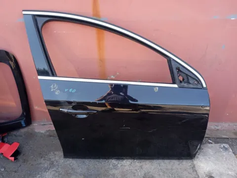 Πόρτα Εμπρός Δεξιά για VOLVO V60 (2011 - 2013) ( ) , (2013 - 2018)  Πόρτα Εμπρός Δεξιά για VOLVO V60 (2011 - 2013) ( ) , (2013 - 2018)