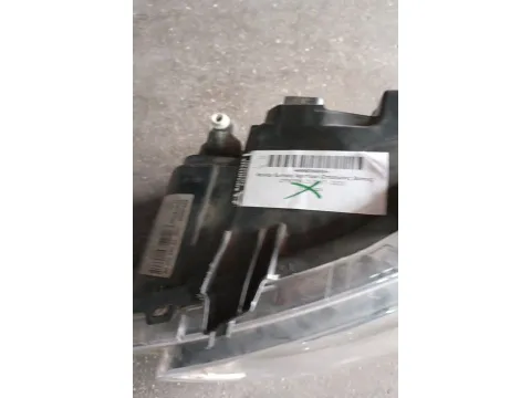 Φανάρι Εμπρός Αριστερό Με Σπασμένες Βάσεις για CITROEN C3 (2017 - 2020) Hatchback - 5dr  - 