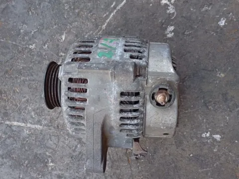 Δυναμό - Εναλλάκτης για TOYOTA YARIS (1999 - 2002) (XP10)  Δυναμό - Εναλλάκτης για TOYOTA YARIS (1999 - 2002) (XP10)