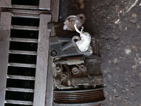 Συμπιεστής A-C (Κομπρέσορας) για MERCEDES C - CLASS (1993 - 1995) (W202) 1800 ((M111.920) (M111.921)) Petrol 122 C 180  Συμπιεστής A-C (Κομπρέσορας) για MERCEDES C - CLASS (1993 - 1995) (W202) 1800 ((M111.920) (M111.921)) Petrol 122 C 180