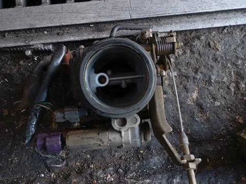 Σώμα Πεταλούδας για NISSAN ALMERA (1995 - 1998) (N15)  Σώμα Πεταλούδας για NISSAN ALMERA (1995 - 1998) (N15)