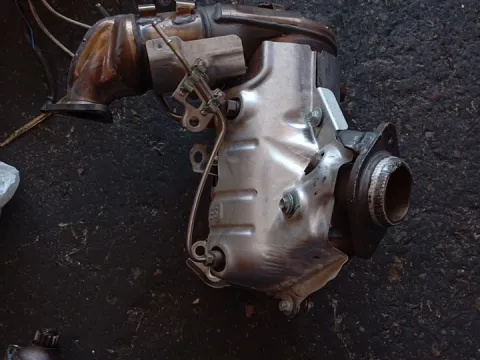 Καταλύτης για TOYOTA YARIS (2015 - 2017) 1400 (1ND) Turbo Diesel D-4D 90hp  Καταλύτης για TOYOTA YARIS (2015 - 2017) 1400 (1ND) Turbo Diesel D-4D 90hp