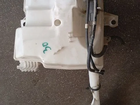 Δοχείο Υαλοκαθαριστήρων Με Μοτέρ BV6117B613A για FORD FOCUS (2011 - 2014) () Hatchback - 5dr  Δοχείο Υαλοκαθαριστήρων Με Μοτέρ BV6117B613A για FORD FOCUS (2011 - 2014) () Hatchback - 5dr