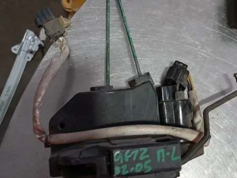 Ηλεκτρομαγνητική Κλειδαριά Πίσω Αριστερή 5pin για HYUNDAI GETZ (2002 - 2005) (TB)  Ηλεκτρομαγνητική Κλειδαριά Πίσω Αριστερή 5pin για HYUNDAI GETZ (2002 - 2005) (TB)
