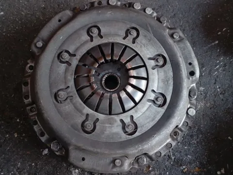 Βολάν Κινητήρα (Σφόνδυλος) 7700115375 για RENAULT TRAFFIC (2002 - 2006) (FL) 2000 (F4R720)(F4R722) Petrol 120  Βολάν Κινητήρα (Σφόνδυλος) 7700115375 για RENAULT TRAFFIC (2002 - 2006) (FL) 2000 (F4R720)(F4R722) Petrol 120