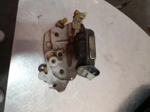 Κλειδαριά μηχανική Εμπρός Αριστερή για NISSAN MICRA (1998 - 2000) (K11)  Κλειδαριά μηχανική Εμπρός Αριστερή για NISSAN MICRA (1998 - 2000) (K11)