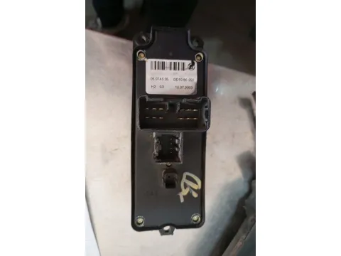 Διακόπτης Παραθύρων Κεντρικός Αριστερής 12pin DD1066350 για MAZDA 2 (2005 - 2007) (DE)  -  Διακόπτης Παραθύρων Κεντρικός Αριστερής 12pin DD1066350 για MAZDA 2 (2005 - 2007) (DE)  -