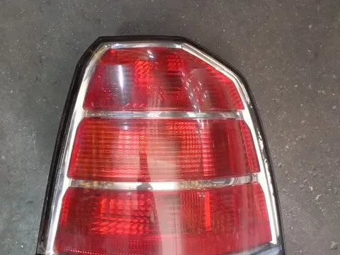 Φανάρι Πίσω Δεξί Ελαττωματικό για OPEL ZAFIRA (2005 - 2008) B Φανάρι Πίσω Δεξί Ελαττωματικό για OPEL ZAFIRA (2005 - 2008) B