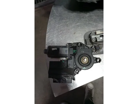 Γρύλος Παραθύρου Μοτερ Εμπρός Δεξί 6Q2959801A για VW POLO (2002 - 2005) (9N)  -  Γρύλος Παραθύρου Μοτερ Εμπρός Δεξί 6Q2959801A για VW POLO (2002 - 2005) (9N)  -