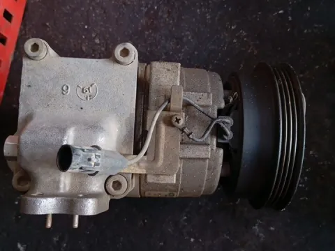 Συμπιεστής A-C (Κομπρέσορας) για HYUNDAI ACCENT (1999 - 2002) (CG) (LC) 1300 G4EA petrol 86 12 valve  Συμπιεστής A-C (Κομπρέσορας) για HYUNDAI ACCENT (1999 - 2002) (CG) (LC) 1300 G4EA petrol 86 12 valve