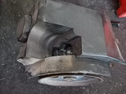 Αντλία Υδραυλικού Τιμονιού Μεταχειρισμένος για PEUGEOT 206 (1998 - 2002) (2A) (2C) (T3E)  Αντλία Υδραυλικού Τιμονιού Μεταχειρισμένος για PEUGEOT 206 (1998 - 2002) (2A) (2C) (T3E)