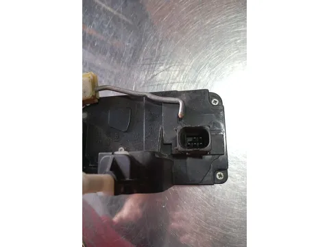 Ηλεκτρομαγνητική Κλειδαριά Πίσω Δεξιά 5PIN για OPEL VECTRA (2002 - 2005) C Hatchback - 5dr  -  Ηλεκτρομαγνητική Κλειδαριά Πίσω Δεξιά 5PIN για OPEL VECTRA (2002 - 2005) C Hatchback - 5dr  -