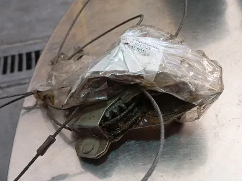 Γρύλος Παραθύρου Μηχανικός Εμπρός Αριστερός για LADA NIVA (1977 - 1994) (2121) , (1995 - 2004) (2121) *Ο* Γρύλος Παραθύρου Μηχανικός Εμπρός Αριστερός για LADA NIVA (1977 - 1994) (2121) , (1995 - 2004) (2121) *Ο*