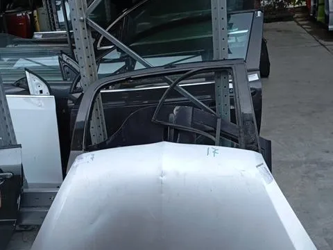Καπό Εμπρός Ελαττωματικό για MITSUBISHI COLT (2005 - 2008 ) (CZ)  Καπό Εμπρός Ελαττωματικό για MITSUBISHI COLT (2005 - 2008 ) (CZ)