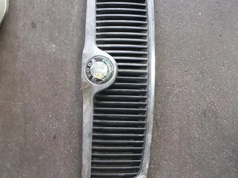 Μάσκα Σήμα - Έμβλημα Εμπρός για SKODA OCTAVIA (2004 - 2008) 5 (1Z3-5)  Μάσκα Σήμα - Έμβλημα Εμπρός για SKODA OCTAVIA (2004 - 2008) 5 (1Z3-5)