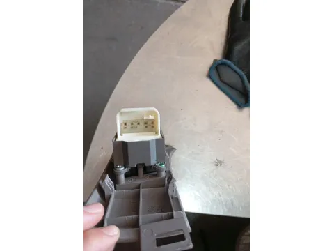 Διακόπτης Παραθύρων Κεντρικός Αριστερής 10pin  για TOYOTA YARIS (2006 - 2009) (KL9) Hatchback - 5dr , Hatchback - 3dr , (2009 - 2012) (XP90)  -  Διακόπτης Παραθύρων Κεντρικός Αριστερής 10pin  για TOYOTA YARIS (2006 - 2009) (KL9) Hatchback - 5dr , Hatchback - 3dr , (2009 - 2012) (XP90)  -