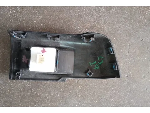 Διακόπτης Παραθύρων Κεντρικός Αριστερής 2πλός για CITROEN C3 (2017 - 2020) Hatchback - 5dr  - 