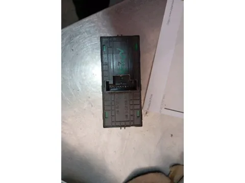 Διακόπτης Παραθύρων Κεντρικός Αριστερής 4πλός 8pin 5G0959857F για SEAT LEON (2013 - 2019) , ATECA (2016 - )  -  Διακόπτης Παραθύρων Κεντρικός Αριστερής 4πλός 8pin 5G0959857F για SEAT LEON (2013 - 2019) , ATECA (2016 - )  -