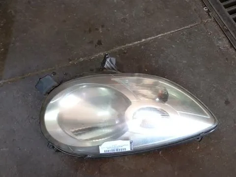 Φανάρι Εμπρός Δεξί Σπασμένη Βάση για CITROEN C1 (2005 - 2008) (P)  Φανάρι Εμπρός Δεξί Σπασμένη Βάση για CITROEN C1 (2005 - 2008) (P)