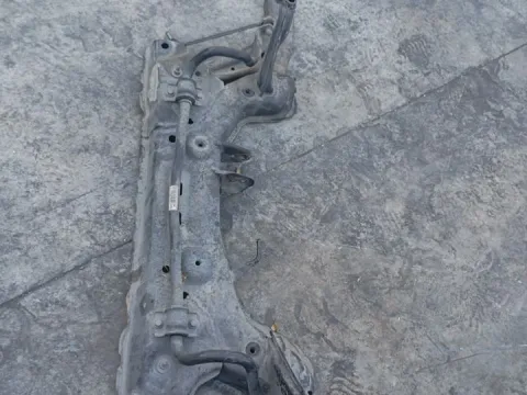 Γέφυρα Εμπρός Οριζόντια για FORD FIESTA (2017 - ) *ΔΒ* Γέφυρα Εμπρός Οριζόντια για FORD FIESTA (2017 - ) *ΔΒ*