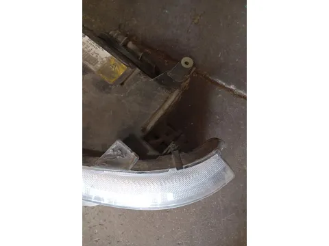Φανάρι Εμπρός Αριστερό Σπασμένες Βάσεις Xenon για LANDROVER RANGE ROVER (2005 - 2009) (LM)  -  Φανάρι Εμπρός Αριστερό Σπασμένες Βάσεις Xenon για LANDROVER RANGE ROVER (2005 - 2009) (LM)  -