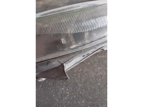 Φανάρι Εμπρός Δεξί Μαύρο Φόντο Σπασμένη Βάση για MITSUBISHI COLT (2005 - 2008 ) (CZ)  - 